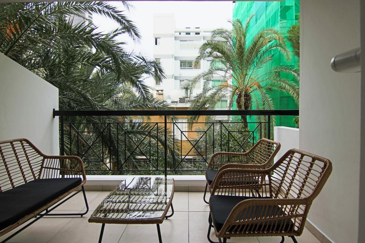 Phaedrus Living City View Luxury Iras Flat 102 Никозия Екстериор снимка